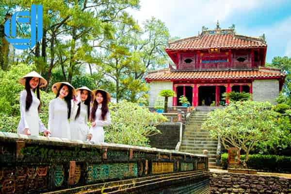 Tour du lịch Huế từ Đà Nẵng trong 1 ngày đón tiễn tận nơi D2tour